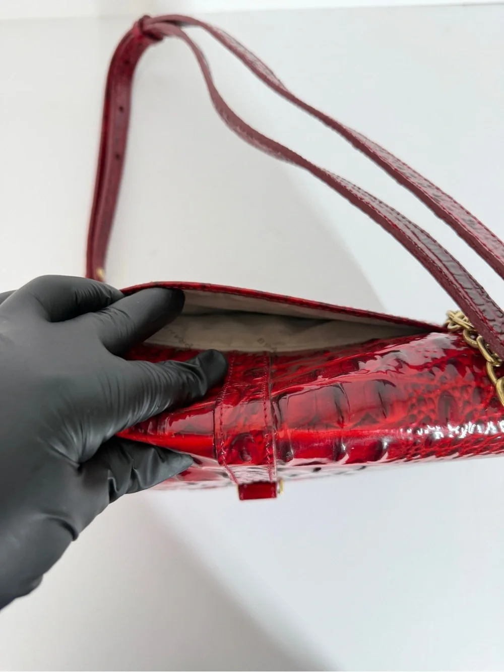 Vtg Brahmin Women's Shoulder Bag Red Croc Embossed Leather Small Gold Chain Lux